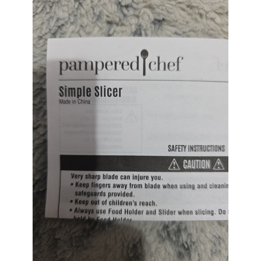 Pampered Chef Simple Slicer Adjustable Mandoline Vegetable Fruit Slicer White - Picture 4 of 7